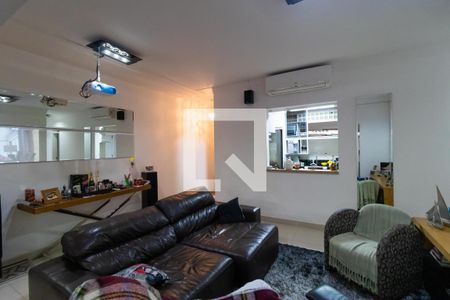 Sala de TV de apartamento à venda com 3 quartos, 234m² em Vila Brandina, Campinas
