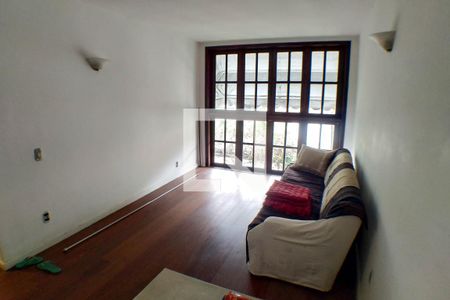 Sala 2 de casa para alugar com 3 quartos, 189m² em Itacoatiara, Niterói