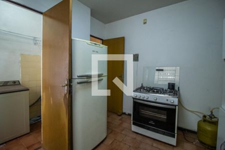 Cozinha de apartamento à venda com 3 quartos, 80m² em Santa Rosa, Belo Horizonte