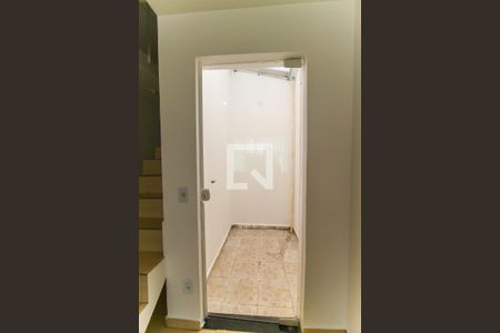 Quintal da sala de casa à venda com 3 quartos, 80m² em Vila Rosaria, São Paulo