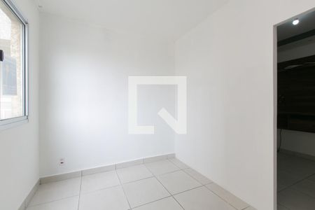 Quarto de apartamento para alugar com 1 quarto, 27m² em Vila Campanela, São Paulo