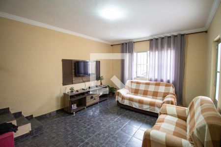 Sala de casa para alugar com 3 quartos, 80m² em Vila Leite, Ferraz de Vasconcelos