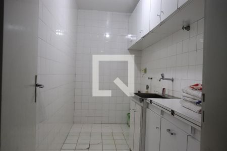 Lavanderia de casa à venda com 4 quartos, 240m² em Centro, São Leopoldo