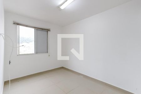 Quarto 2 de apartamento para alugar com 2 quartos, 75m² em Vila Irmãos Arnoni, São Paulo