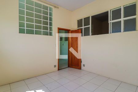 Quarto 1 de kitnet/studio para alugar com 2 quartos, 50m² em Floresta, Belo Horizonte