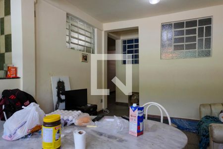 Sala de apartamento para alugar com 2 quartos, 55m² em Floresta, Belo Horizonte