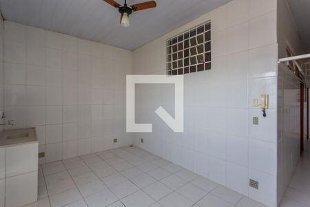 Cozinha de apartamento para alugar com 2 quartos, 49m² em Renascença, Belo Horizonte