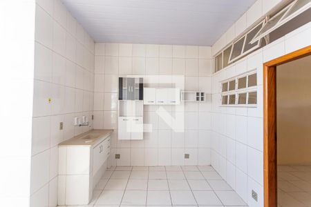 Sala/Cozinha de kitnet/studio para alugar com 1 quarto, 30m² em Floresta, Belo Horizonte