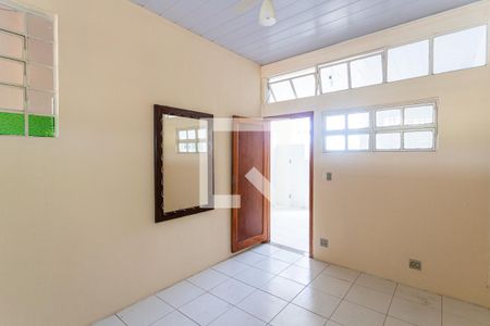 Quarto 1 de kitnet/studio para alugar com 1 quarto, 30m² em Floresta, Belo Horizonte