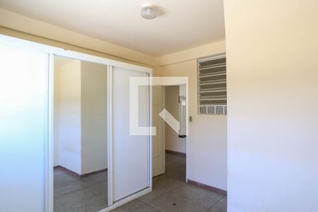 Quarto de kitnet/studio para alugar com 2 quartos, 30m² em Floresta, Belo Horizonte