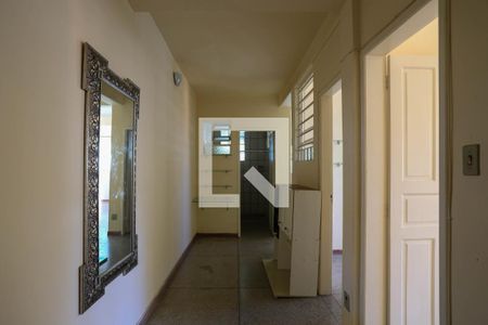 Corredor de kitnet/studio para alugar com 2 quartos, 30m² em Floresta, Belo Horizonte