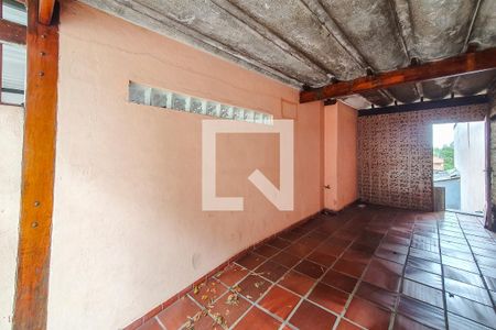 Garagem de casa à venda com 6 quartos, 240m² em Vila Dom Pedro I, São Paulo