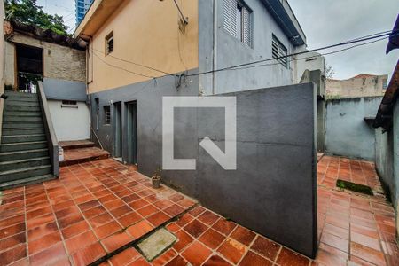 Quintal de casa à venda com 6 quartos, 240m² em Vila Dom Pedro I, São Paulo