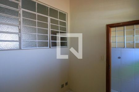 Quarto 1 de kitnet/studio para alugar com 2 quartos, 60m² em Floresta, Belo Horizonte