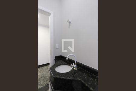 Lavabo de casa para alugar com 3 quartos, 192m² em Lauzane Paulista, São Paulo