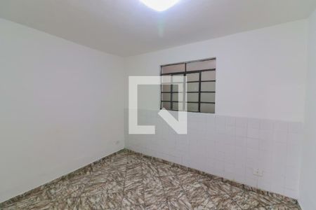 Quarto de casa para alugar com 1 quarto, 40m² em Vila Tiradentes, São Paulo