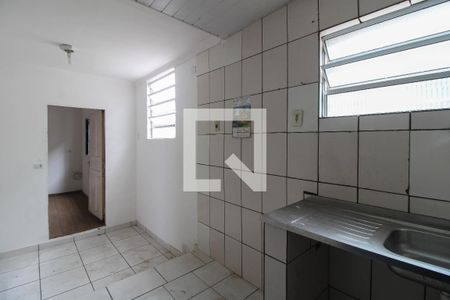 Cozinha de casa para alugar com 1 quarto, 27m² em Cangaiba, São Paulo