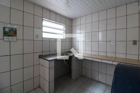 Cozinha de casa para alugar com 1 quarto, 27m² em Cangaiba, São Paulo