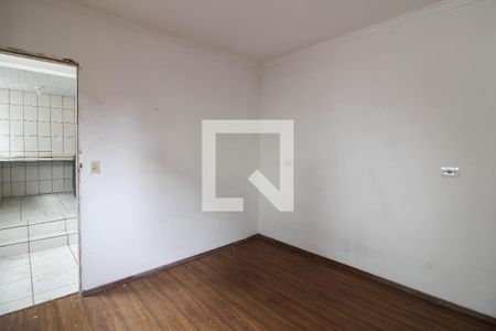 Quarto 1 de casa para alugar com 1 quarto, 27m² em Cangaiba, São Paulo