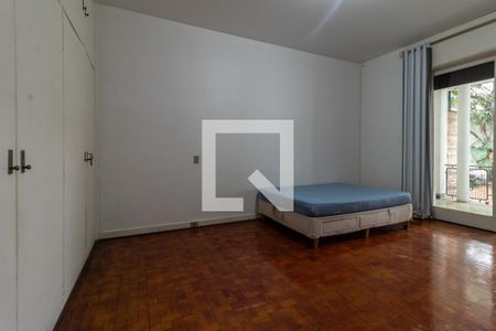 Quarto 3 de casa à venda com 5 quartos, 750m² em Jardim Paulista, São Paulo