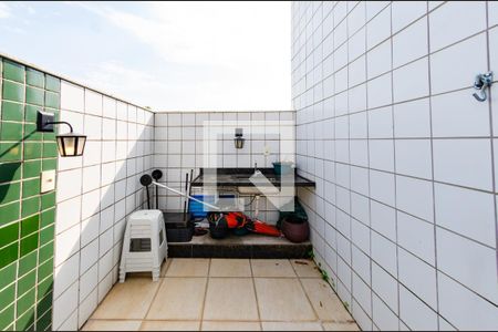Área privativa de apartamento à venda com 2 quartos, 70m² em Nova Granada, Belo Horizonte