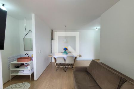 sala de estar/jantar de apartamento à venda com 1 quarto, 45m² em Vila das Mercês, São Paulo