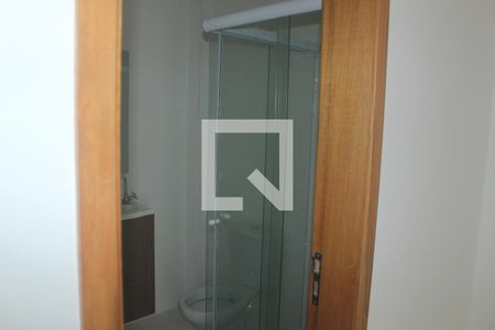 Banheiro de kitnet/studio para alugar com 1 quarto, 32m² em Campo Grande, São Paulo