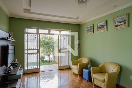 Sala de casa para alugar com 4 quartos, 320m² em Pompéia, Belo Horizonte