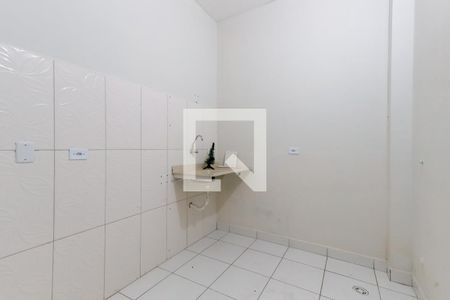 Cozinha de apartamento para alugar com 1 quarto, 25m² em Vila Maria, São Paulo