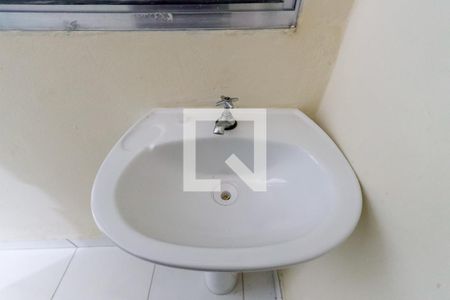 Banheiro de apartamento para alugar com 1 quarto, 25m² em Vila Maria, São Paulo