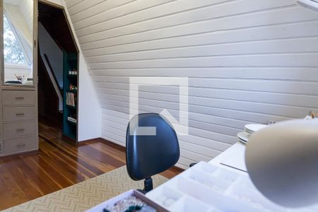 Casa de condomínio à venda com 420m², 5 quartos e 4 vagas Casa de condomínio à venda com 420m², 5 quartos e 4 vagasQuarto 3