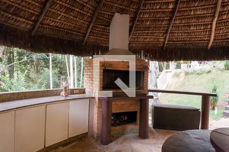 Casa de condomínio à venda com 420m², 5 quartos e 4 vagas Casa de condomínio à venda com 420m², 5 quartos e 4 vagasChurrasqueira