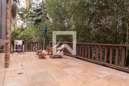 Casa de condomínio à venda com 420m², 5 quartos e 4 vagas Casa de condomínio à venda com 420m², 5 quartos e 4 vagasVaranda gourmet