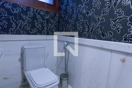 Casa de condomínio à venda com 420m², 5 quartos e 4 vagas Casa de condomínio à venda com 420m², 5 quartos e 4 vagasLavabo