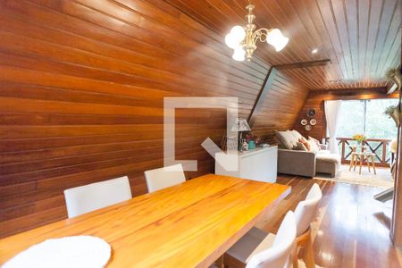 Casa de condomínio à venda com 420m², 5 quartos e 4 vagas Casa de condomínio à venda com 420m², 5 quartos e 4 vagasSala de Jantar 2