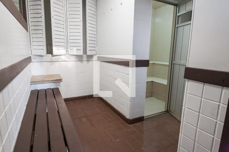 Casa de condomínio à venda com 420m², 5 quartos e 4 vagas Casa de condomínio à venda com 420m², 5 quartos e 4 vagasÁrea Saúna