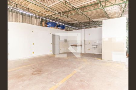 Quarto de kitnet/studio para alugar com 1 quarto, 100m² em Vila Bertioga, São Paulo