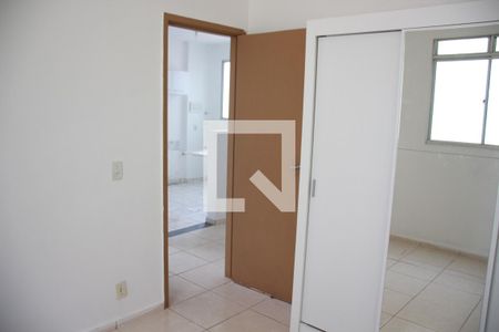 Quarto 1 de apartamento para alugar com 2 quartos, 45m² em Shopping Park, Uberlândia