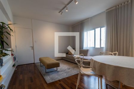 Sala de apartamento à venda com 2 quartos, 76m² em Cerqueira César, São Paulo