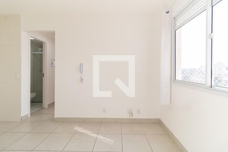 Sala de apartamento para alugar com 2 quartos, 32m² em Parque Fongaro, São Paulo