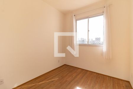 Quarto 1 de apartamento para alugar com 2 quartos, 32m² em Parque Fongaro, São Paulo