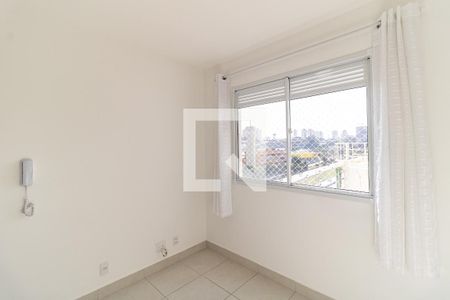 Sala de apartamento para alugar com 2 quartos, 32m² em Parque Fongaro, São Paulo