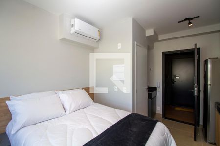 Quarto de kitnet/studio para alugar com 1 quarto, 21m² em Pinheiros, São Paulo