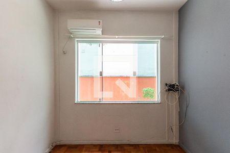 Quarto 1 de apartamento à venda com 2 quartos, 120m² em Grajaú, Rio de Janeiro