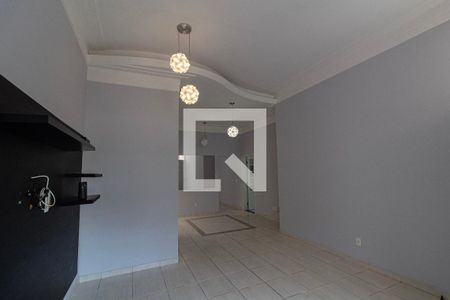 Sala de casa de condomínio para alugar com 3 quartos, 194m² em Parque Três Meninos, Sorocaba