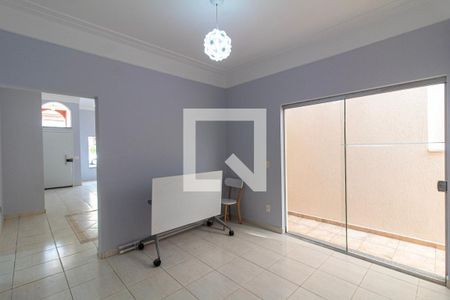 Quarto 1 de casa de condomínio para alugar com 3 quartos, 194m² em Parque Três Meninos, Sorocaba