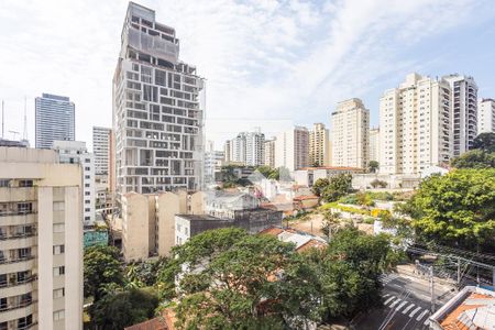 Varanda - Vista de apartamento à venda com 3 quartos, 150m² em Pinheiros, São Paulo