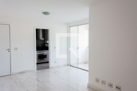 Apartamento à venda com 100m², 2 quartos e 2 vagasSala