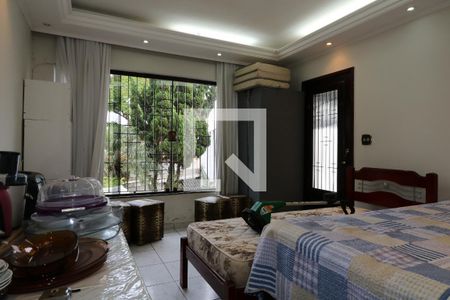 Sala de casa à venda com 2 quartos, 400m² em Vila Curuca, Santo André