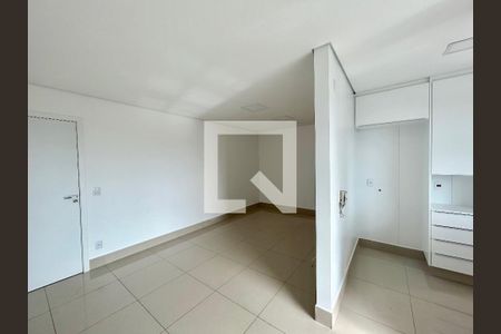 Detalhe Sala de apartamento à venda com 1 quarto, 42m² em Vila Castela, Nova Lima